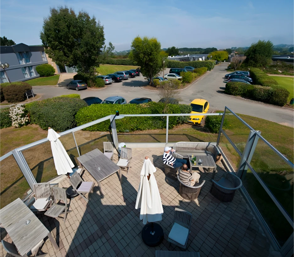Golf De Saint Samson Golf Hotel Pleumeur Bodou Cote Bar Terrasse